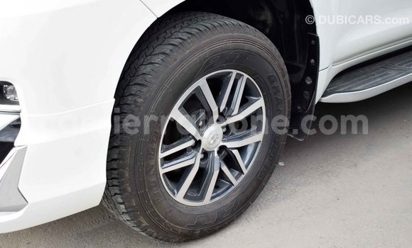 Buy Import Toyota Prado White Car in Import - Dubai in Kailahun Buy Import Toyota Prado White Car in Import - Dubai in Kailahun