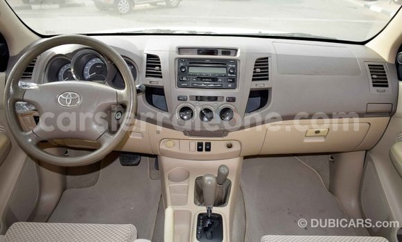 Acheter Import Voiture Toyota Fortuner Blanc à Import - Dubai, Kailahun Acheter Import Voiture Toyota Fortuner Blanc à Import - Dubai, Kailahun