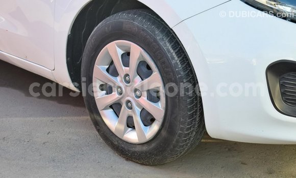 Buy Import Kia Rio White Car in Import - Dubai in Kailahun