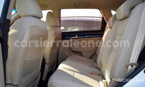 Buy Import Kia Sorento White Car in Import - Dubai in Kailahun Buy Import Kia Sorento White Car in Import - Dubai in Kailahun