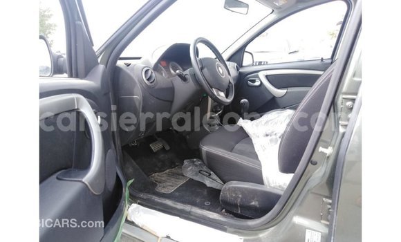 Buy Import Renault Duster Green Car in Import - Dubai in Kailahun Buy Import Renault Duster Green Car in Import - Dubai in Kailahun