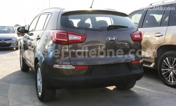 Acheter Import Voiture Kia Sportage Marron à Import - Dubai, Kailahun Acheter Import Voiture Kia Sportage Marron à Import - Dubai, Kailahun