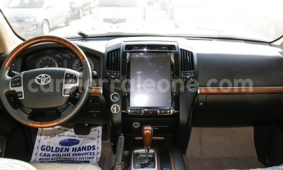 Acheter Import Voiture Toyota Land Cruiser Autre à Import - Dubai, Kailahun Acheter Import Voiture Toyota Land Cruiser Autre à Import - Dubai, Kailahun