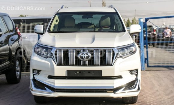 Acheter Import Voiture Toyota Prado Blanc à Import - Dubai, Kailahun Acheter Import Voiture Toyota Prado Blanc à Import - Dubai, Kailahun