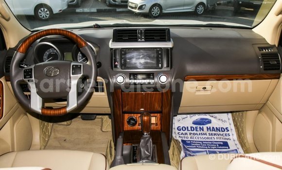 Acheter Import Voiture Toyota Prado Blanc à Import - Dubai, Kailahun Acheter Import Voiture Toyota Prado Blanc à Import - Dubai, Kailahun