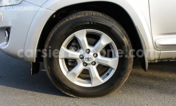 Acheter Import Voiture Toyota RAV4 Autre à Import - Dubai, Kailahun Acheter Import Voiture Toyota RAV4 Autre à Import - Dubai, Kailahun