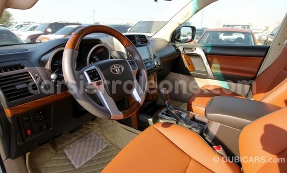Buy Import Toyota Prado White Car in Import - Dubai in Kailahun Buy Import Toyota Prado White Car in Import - Dubai in Kailahun