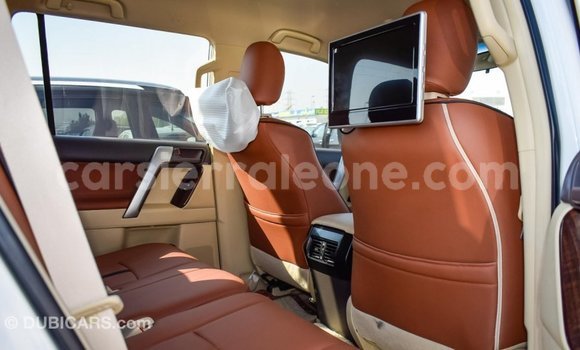 Acheter Import Voiture Toyota Prado Blanc à Import - Dubai, Kailahun Acheter Import Voiture Toyota Prado Blanc à Import - Dubai, Kailahun