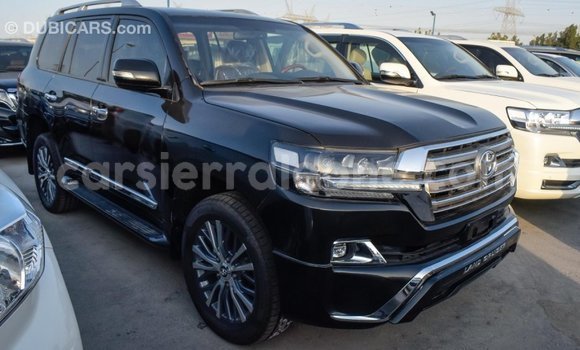 Buy Import Toyota Land Cruiser Black Car in Import - Dubai in Kailahun Buy Import Toyota Land Cruiser Black Car in Import - Dubai in Kailahun