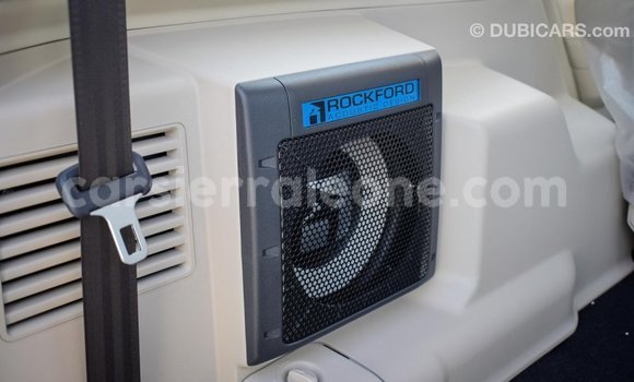 Buy Import Mitsubishi Pajero White Car in Import - Dubai in Kailahun Buy Import Mitsubishi Pajero White Car in Import - Dubai in Kailahun