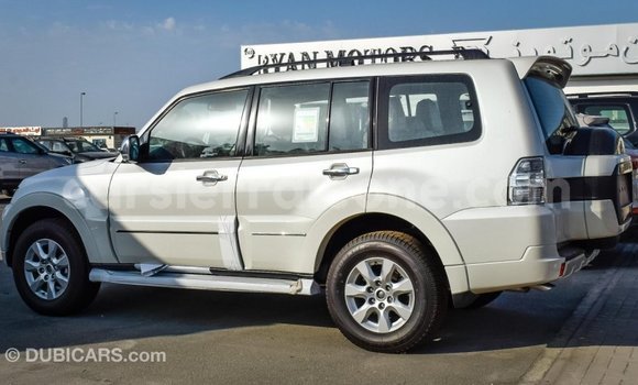 Buy Import Mitsubishi Pajero White Car in Import - Dubai in Kailahun Buy Import Mitsubishi Pajero White Car in Import - Dubai in Kailahun