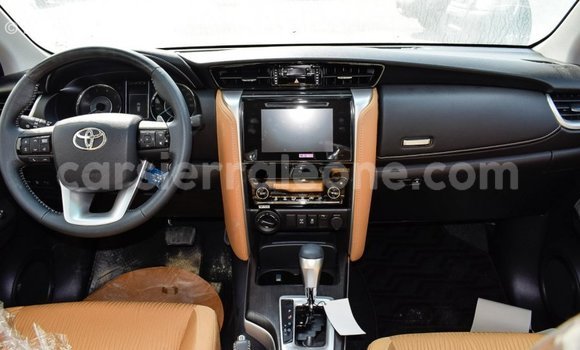 Buy Import Toyota Fortuner White Car in Import - Dubai in Kailahun Buy Import Toyota Fortuner White Car in Import - Dubai in Kailahun