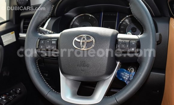 Buy Import Toyota Fortuner White Car in Import - Dubai in Kailahun Buy Import Toyota Fortuner White Car in Import - Dubai in Kailahun