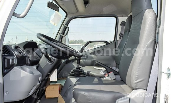 Buy Import Hino 300 Series White Truck in Import - Dubai in Kailahun Buy Import Hino 300 Series White Truck in Import - Dubai in Kailahun