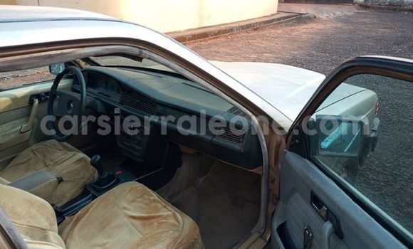 Buy Used Mercedes‒Benz 190 Silver Car in Freetown in Western Urban Buy Used Mercedes‒Benz 190 Silver Car in Freetown in Western Urban