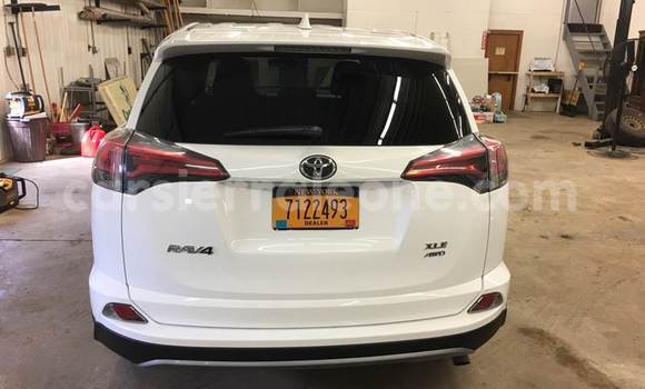 Buy Used Toyota RAV4 White Car in Freetown in Western Urban Buy Used Toyota RAV4 White Car in Freetown in Western Urban