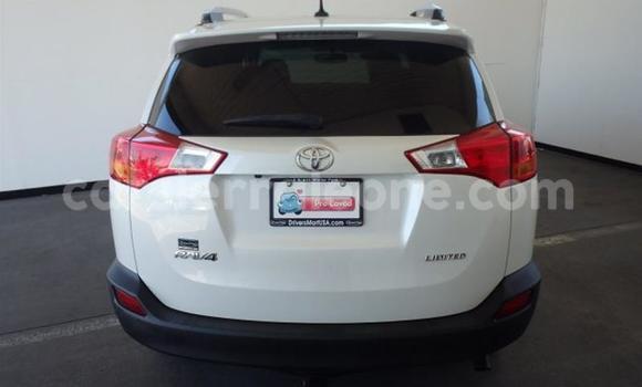 Buy Used Toyota RAV4 White Car in Freetown in Western Urban Buy Used Toyota RAV4 White Car in Freetown in Western Urban