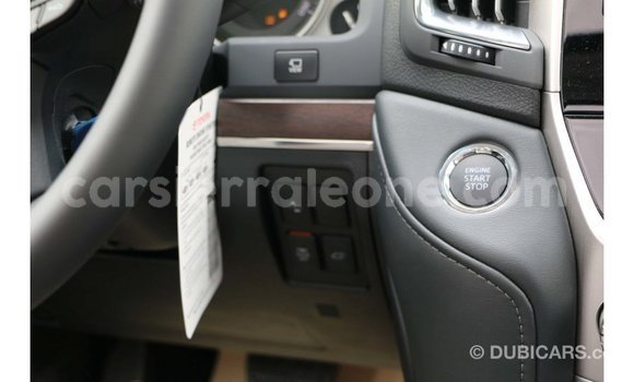 Acheter Import Voiture Toyota Land Cruiser Blanc à Import - Dubai, Kailahun Acheter Import Voiture Toyota Land Cruiser Blanc à Import - Dubai, Kailahun