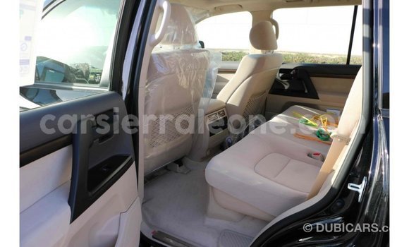 Buy Import Toyota Land Cruiser Black Car in Import - Dubai in Kailahun Buy Import Toyota Land Cruiser Black Car in Import - Dubai in Kailahun