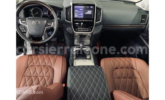 Buy Import Toyota Land Cruiser Black Car in Import - Dubai in Kailahun Buy Import Toyota Land Cruiser Black Car in Import - Dubai in Kailahun