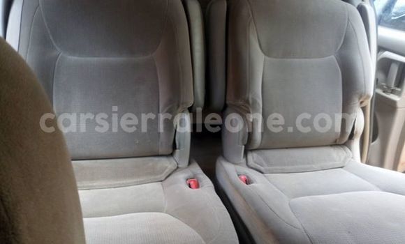 Buy Used Toyota Sienna Beige Car in Freetown in Western Urban Buy Used Toyota Sienna Beige Car in Freetown in Western Urban