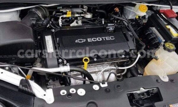 Acheter Occasion Voiture Chevrolet Sonic Blanc à Freetown, Western Urban Acheter Occasion Voiture Chevrolet Sonic Blanc à Freetown, Western Urban