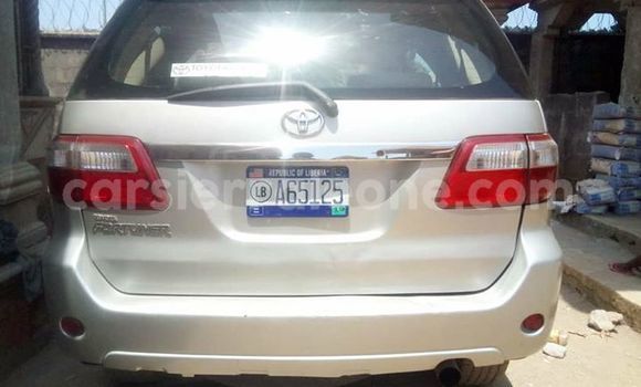 Acheter Occasion Voiture Toyota Fortuner Gris à Freetown, Western Urban Acheter Occasion Voiture Toyota Fortuner Gris à Freetown, Western Urban