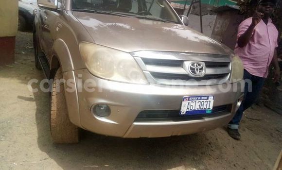 Acheter Occasion Voiture Toyota Fortuner Beige à Freetown, Western Urban Acheter Occasion Voiture Toyota Fortuner Beige à Freetown, Western Urban