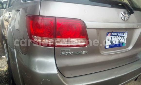Acheter Occasion Voiture Toyota Fortuner Beige à Freetown, Western Urban Acheter Occasion Voiture Toyota Fortuner Beige à Freetown, Western Urban
