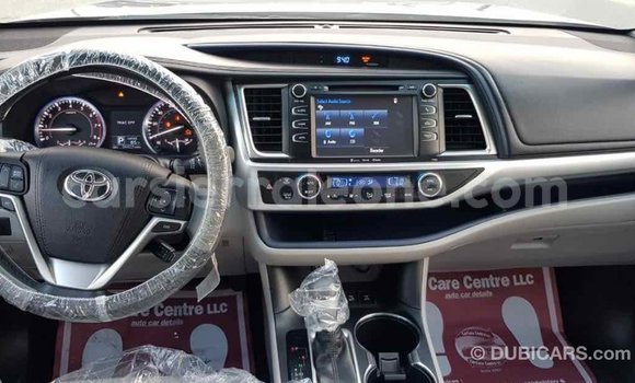 Buy Import Toyota Highlander Other Car in Import - Dubai in Kailahun Buy Import Toyota Highlander Other Car in Import - Dubai in Kailahun