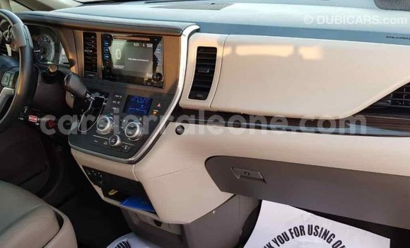 Buy Import Toyota Sienna White Car in Import - Dubai in Kailahun Buy Import Toyota Sienna White Car in Import - Dubai in Kailahun