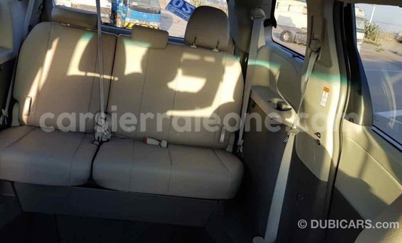 Buy Import Toyota Sienna White Car in Import - Dubai in Kailahun Buy Import Toyota Sienna White Car in Import - Dubai in Kailahun
