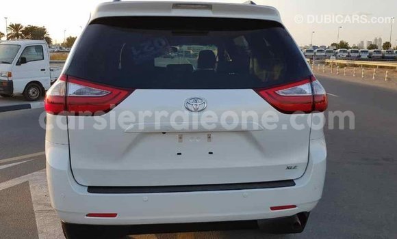 Buy Import Toyota Sienna White Car in Import - Dubai in Kailahun Buy Import Toyota Sienna White Car in Import - Dubai in Kailahun