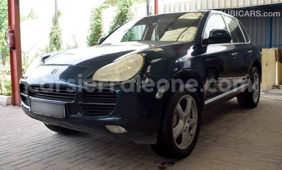 Buy Import Porsche Cayenne Green Car in Import - Dubai in Kailahun Buy Import Porsche Cayenne Green Car in Import - Dubai in Kailahun
