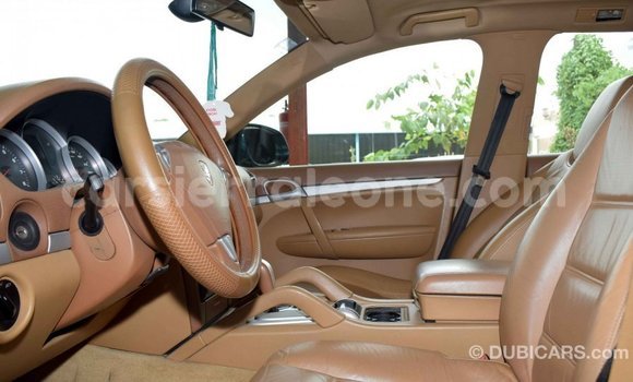Buy Import Porsche Cayenne Green Car in Import - Dubai in Kailahun Buy Import Porsche Cayenne Green Car in Import - Dubai in Kailahun