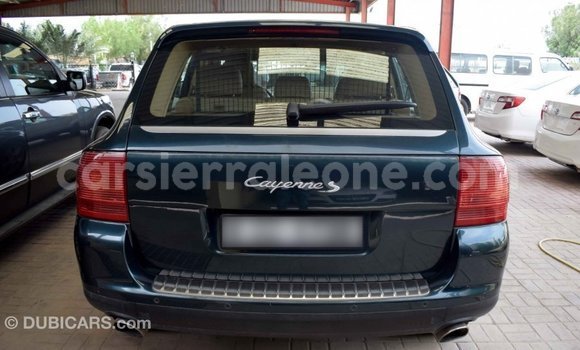 Buy Import Porsche Cayenne Green Car in Import - Dubai in Kailahun Buy Import Porsche Cayenne Green Car in Import - Dubai in Kailahun
