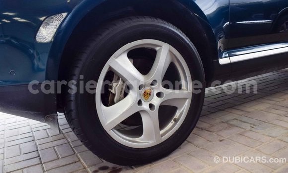 Buy Import Porsche Cayenne Green Car in Import - Dubai in Kailahun