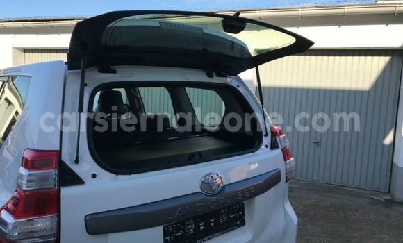 Buy Used Toyota Land Cruiser Prado White Car in Freetown in Western Urban Buy Used Toyota Land Cruiser Prado White Car in Freetown in Western Urban
