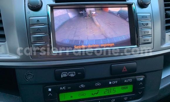 Buy Used Toyota Hilux Blue Car in Freetown in Western Urban Buy Used Toyota Hilux Blue Car in Freetown in Western Urban