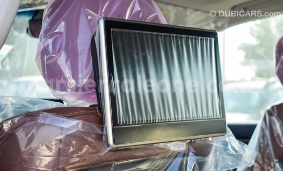 Buy Import Toyota Land Cruiser White Car in Import - Dubai in Kailahun Buy Import Toyota Land Cruiser White Car in Import - Dubai in Kailahun