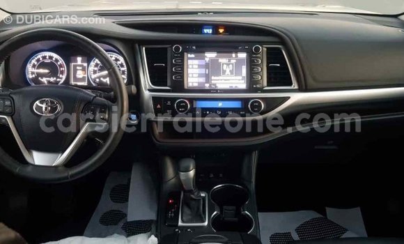 Buy Import Toyota Highlander Black Car in Import - Dubai in Kailahun Buy Import Toyota Highlander Black Car in Import - Dubai in Kailahun