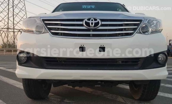 Buy Import Toyota Fortuner White Car in Import - Dubai in Kailahun Buy Import Toyota Fortuner White Car in Import - Dubai in Kailahun