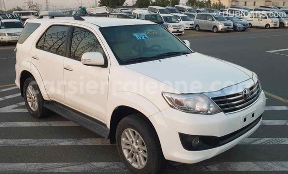 Buy Import Toyota Fortuner White Car in Import - Dubai in Kailahun Buy Import Toyota Fortuner White Car in Import - Dubai in Kailahun