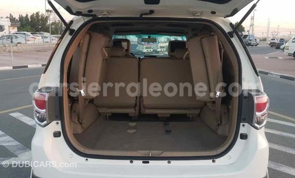 Buy Import Toyota Fortuner White Car in Import - Dubai in Kailahun Buy Import Toyota Fortuner White Car in Import - Dubai in Kailahun