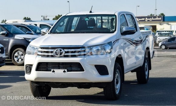 Buy Import Toyota Hilux White Car in Import - Dubai in Kailahun Buy Import Toyota Hilux White Car in Import - Dubai in Kailahun