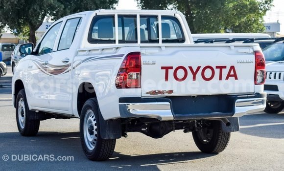 Buy Import Toyota Hilux White Car in Import - Dubai in Kailahun Buy Import Toyota Hilux White Car in Import - Dubai in Kailahun