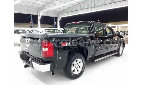 Buy Import Chevrolet Silverado Black Car in Import - Dubai in Kailahun Buy Import Chevrolet Silverado Black Car in Import - Dubai in Kailahun