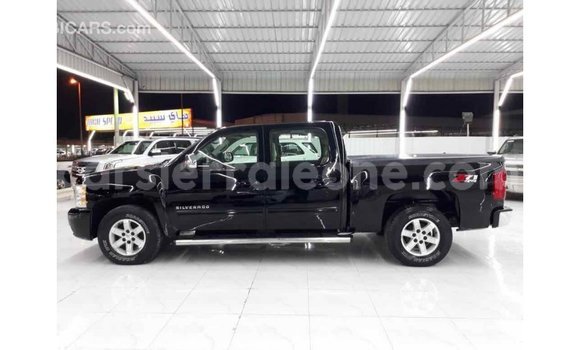 Buy Import Chevrolet Silverado Black Car in Import - Dubai in Kailahun Buy Import Chevrolet Silverado Black Car in Import - Dubai in Kailahun