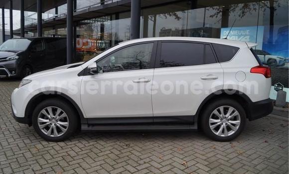 Buy Used Toyota RAV4 White Car in Freetown in Western Urban Buy Used Toyota RAV4 White Car in Freetown in Western Urban