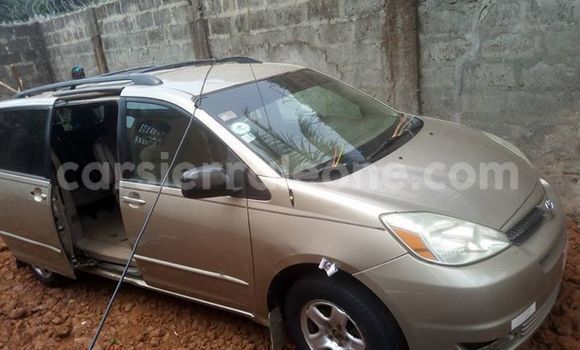 Buy Used Toyota Sienna Beige Car in Freetown in Western Urban Buy Used Toyota Sienna Beige Car in Freetown in Western Urban